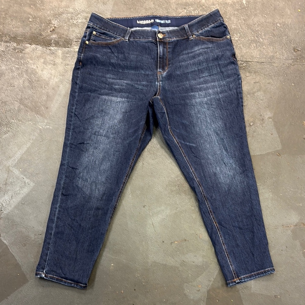 EUC MISTAKE BRAND NEW Lincoln outfitters, comfort, flex dark wash 18 W